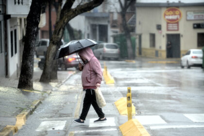 Vuelven las amenazas de tormenta a la Ciudad y el Gran Buenos Aires desde la madrugada del domingo: hay seis provincias en alerta | FM Avenida