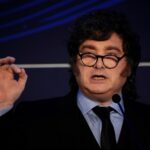 ADEPA rechaza y lamenta la nueva ola de insultos del Presidente contra editores y periodistas | FM Avenida