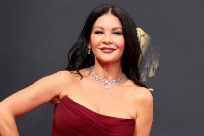 Catherine Zeta-Jones, sobre su primer encuentro con Antonio Banderas en 1998: "Cuando conocí a Antonio, me temblaban las rodillas" | FM Avenida