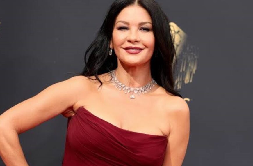 Catherine Zeta-Jones, sobre su primer encuentro con Antonio Banderas en 1998: "Cuando conocí a Antonio, me temblaban las rodillas" | FM Avenida