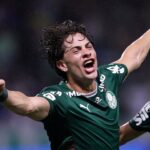 De la Selección a brillar en Brasil: Agustín Giay convirtió un doblete en la goleada de Palmeiras en el clásico contra Corinthians | FM Avenida