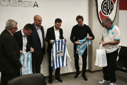 De “secarle las bolas a Tapia” al cruce con Argentino de Merlo y tomarse un café: la interna en la AFA bajó al Ascenso | FM Avenida