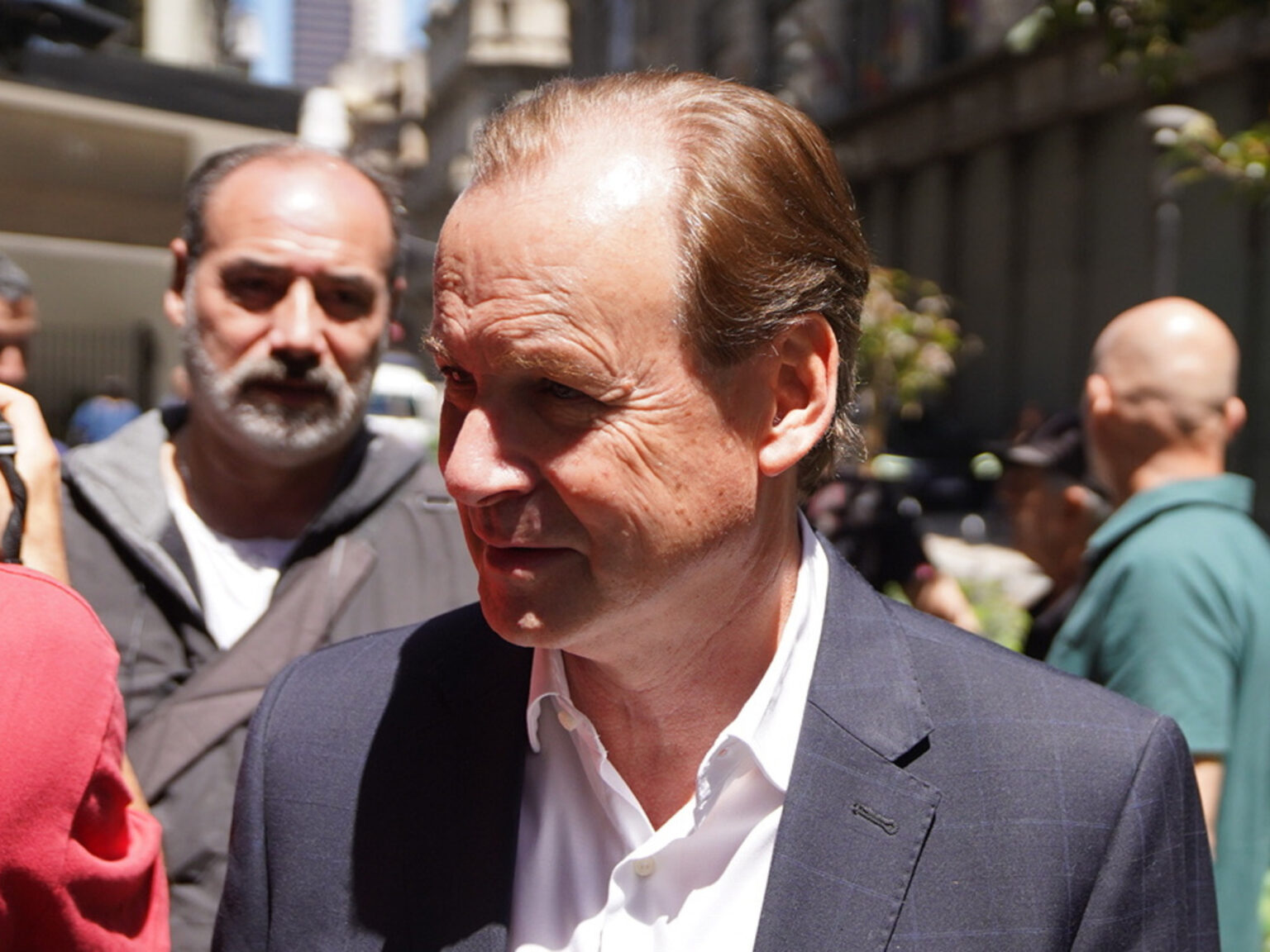 Echan a una funcionaria judicial por filtrar datos confidenciales a los presuntos testaferros de un ex gobernador del PJ | FM Avenida