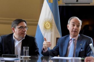 El Gobierno denuncia que en un paro docente en Provincia no se cumplió la Ley de Esencialidad: relevó más de 400 escuelas y la mitad estaba cerrada | FM Avenida