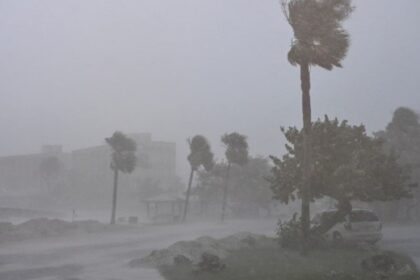 El huracán Isaías toca tierra en la costa de EE.UU., en el Golfo de México: ya golpeó la zona de Fort Walton Beach y Destin, en Florida | FM Avenida