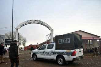 Frustraron la entrega de un teléfono celular al consultor Fernando Cerimedo en la cárcel de Bolivia donde está detenido | FM Avenida