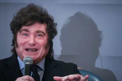 Javier Milei y sus medidas, EN VIVO: seguí minuto a minuto todas las novedades del Gobierno | FM Avenida