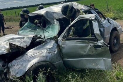 La llamada "ruta de la muerte" sumó dos nuevas víctimas fatales y dos heridos de gravedad, tras el vuelco de una camioneta | FM Avenida
