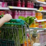 La psicología dice que devolver el carrito de la compra no se trata de seguir las reglas, sino que revela un rasgo que no se puede fingir | FM Avenida