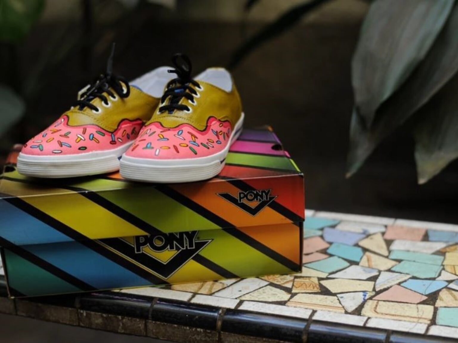 Las zapatillas Pony vuelven a probar suerte en la Argentina de la mano de un grupo local: cómo será su nueva estrategia | FM Avenida