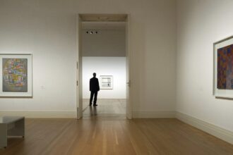 Mondrian contra la Inteligencia Artificial: un duelo artístico que empezó hace 60 años | FM Avenida