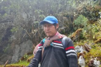 Narciso Cóndor  sobrevive en una cueva de los Andes: "Ahí me quedo cuando voy a ver los animales de mi padrino" | FM Avenida