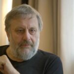 Slavoj Žižek, filósofo y psicoanalista esloveno, sobre las consecuencias de no actuar: "El hecho de no hacer nada no está vacío, tiene un significado: decir sí a las relaciones existentes de dominación" | FM Avenida