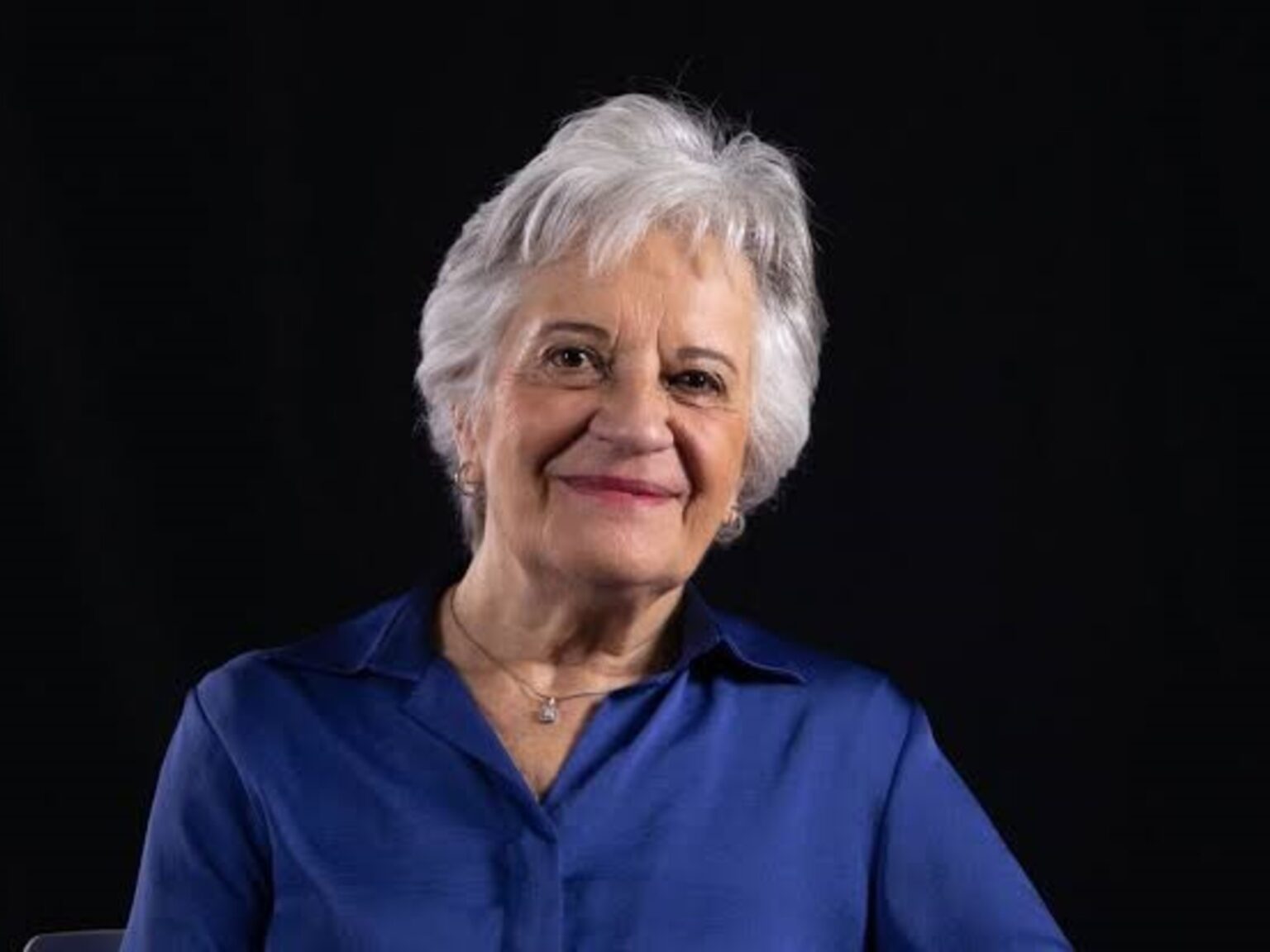 Victoria Camps, escritora, sobre la felicidad: "Ni recetas fáciles ni cuestión de fórmula ni consignas: la felicidad es una cuestión de esfuerzo y aprendizaje constante" | FM Avenida