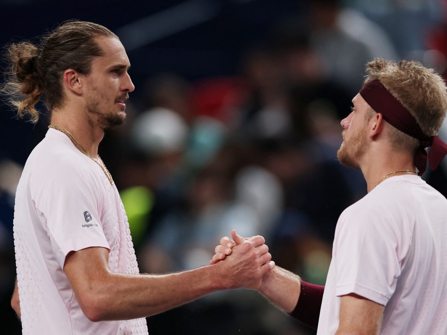 "No soy un robot": el cansancio de Zverev y la sorpresa de Davidovich en el Masters 1000 de Shanghái | FM Avenida